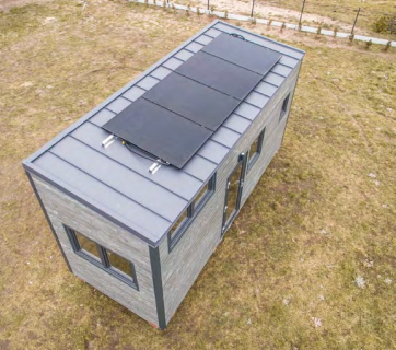 Living Wagon mit Solaranlage aus der Vogelperspektive
